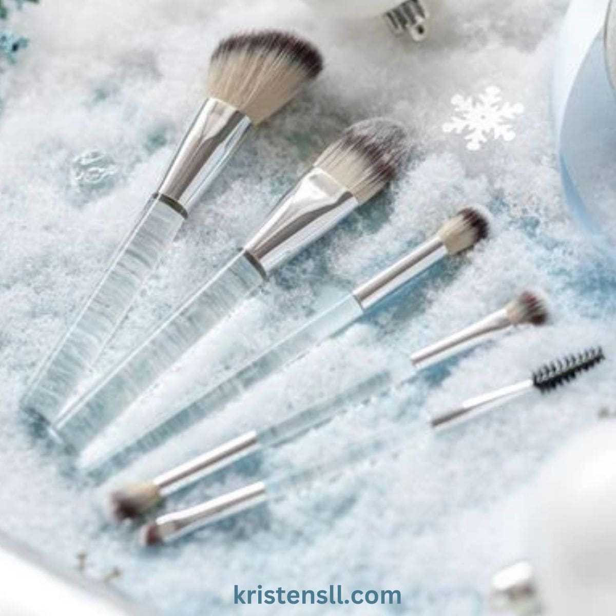 Snow Brush Set: Limited Edition travel brush collection